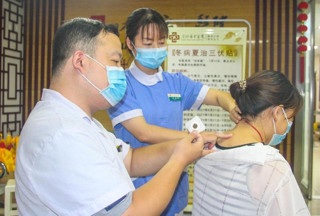 1、寶寶用三伏貼有用嗎？</p><p>為什么三伏貼不能給寶寶用？